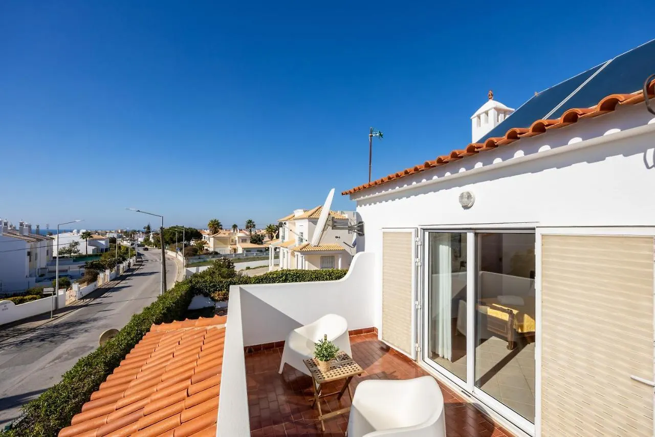 Villa Dos Netos Αλμπουφέιρα 0*,
