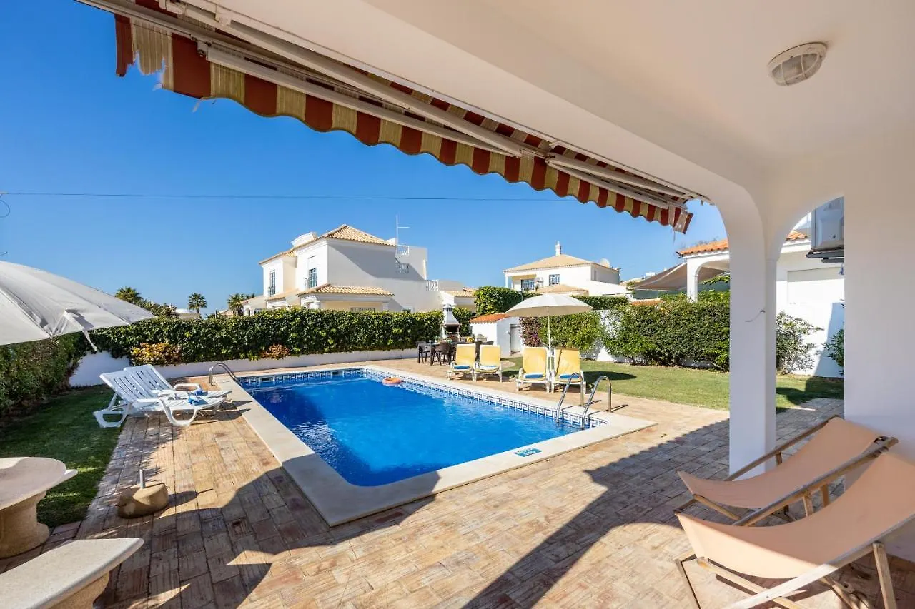 Villa Dos Netos Αλμπουφέιρα