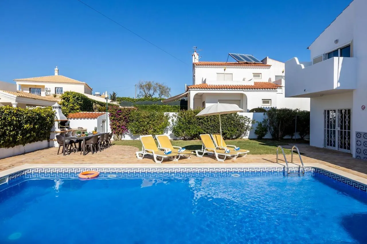 Villa Dos Netos Αλμπουφέιρα